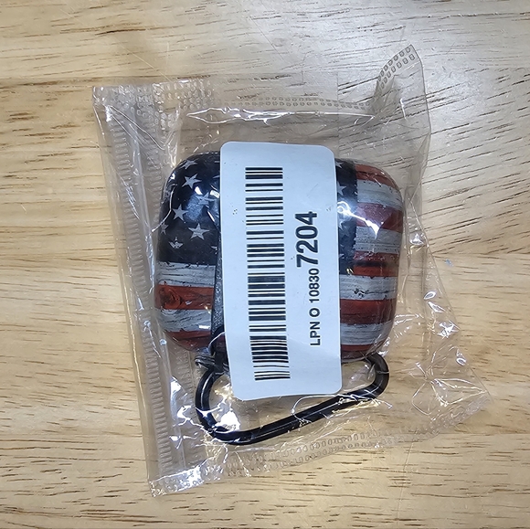 BOGO New Airpods Case Cover & Key Ring - Picture 2 of 5